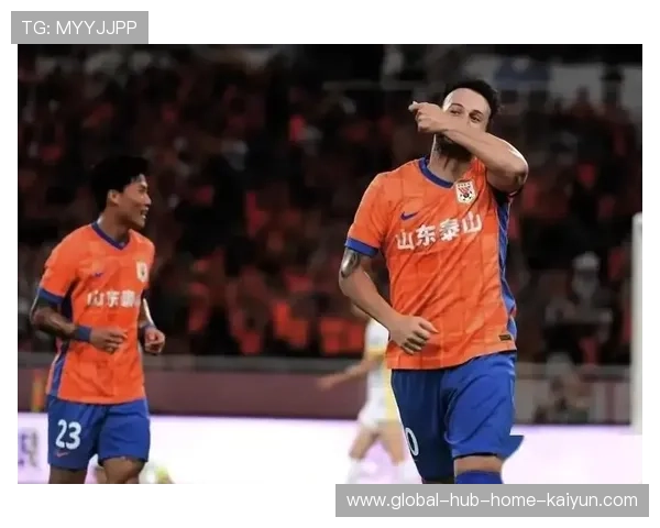 裁判尺度把控受关注，多场比赛出现红牌改变战局